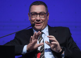 Victor Ponta, primele declarații despre noua parteneră, la câteva luni de la divorțul de Daciana Sârbu. Cristina e cu aproape 20 de ani mai tânără decât el