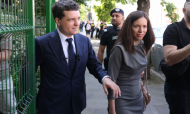 Mirabela Grădinaru, prima apariție publică alături de Nicușor Dan, după ce a câștigat alegerile. Cum s-a îmbrăcat Prima Doamnă