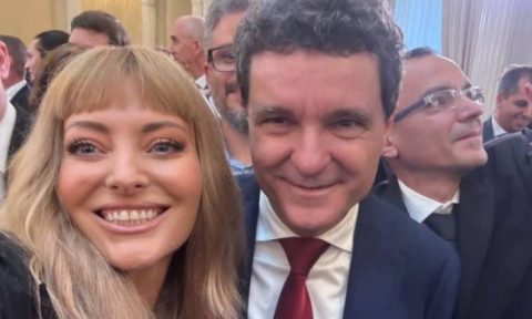 Cum a fost surprinsă Delia în direct la Digi 24, la învestirea lui Nicușor Dan. Durerea s-a văzut pe chipul ei: "Mulțumesc pentru urările de sănătate"