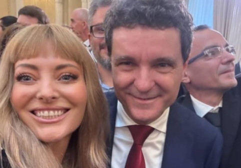 Cum a fost surprinsă Delia în direct la Digi 24, la învestirea lui Nicușor Dan. Durerea s-a văzut pe chipul ei: "Mulțumesc pentru urările de sănătate"