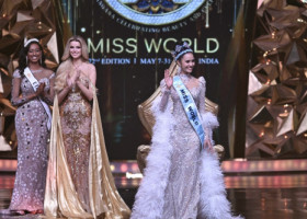 Opal Suchata Chuangsri din Thailanda este Miss World 2025. Ea are 21 de ani şi vrea să devină ambasadoare