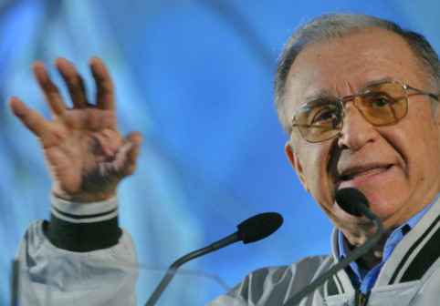 Ce avere a lăsat Ion Iliescu și cine moștenește totul. Fostul președinte beneficia de o pensie de lux 