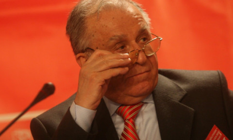 Ion Iliescu ar putea avea cancer la plămâni: „Este un ghinion teribil să faci așa ceva după o viață fără fumat și fără excese”