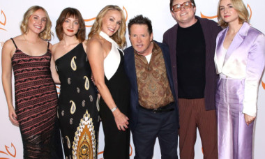 "Sunt cel mai norocos om de pe planetă". Michael J. Fox, sprijinit la fiecare pas de soție și cei patru copii ai lor
