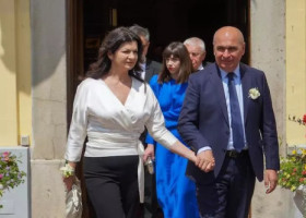 Ilie Bolojan, nuntă în mare secret? Un om apropiat l-a dat de gol, cu ocazia vizitei în Austria: "Soția domnului Bolojan..."