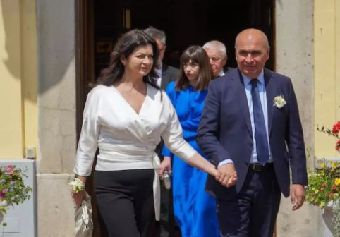 Ilie Bolojan, nuntă în mare secret? Un om apropiat l-a dat de gol, cu ocazia vizitei în Austria: "Soția domnului Bolojan..."