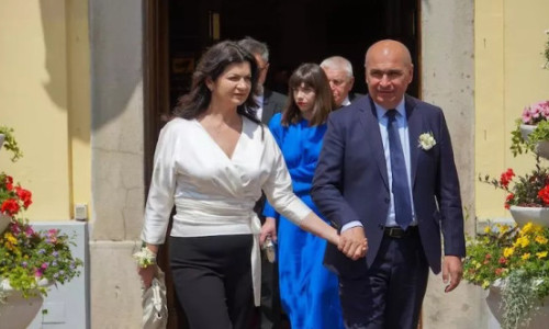 Ilie Bolojan, nuntă în mare secret? Un om apropiat l-a dat de gol, cu ocazia vizitei în Austria: 