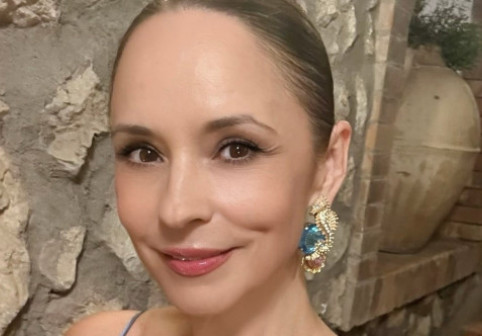 Andreea Marin, mărturisire din vacanța în Capri: “Știu că sunt cam serioasă în general, dar de două ori pe an, dansez până în zori”