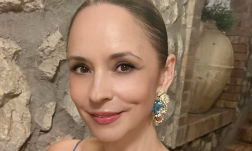 Andreea Marin, mărturisire din vacanța în Capri: “Știu că sunt cam serioasă în general, dar de două ori pe an, dansez până în zori”