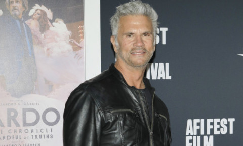 Un actor de la Hollywood a depus actele de divorț, încheind astfel a șasea căsnicie. El și soția sa erau căsătoriți de aproape doi ani