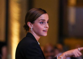 Emma Watson a condus cu viteză de patru ori în doi ani și a rămas fără permis. Hermione din "Harry Potter" n-are voie să mai urce la volan 6 luni