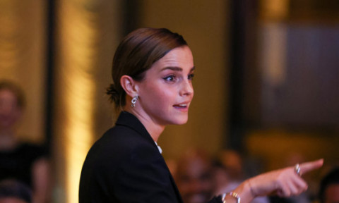 Emma Watson a condus cu viteză de patru ori în doi ani și a rămas fără permis. Hermione din "Harry Potter" n-are voie să mai urce la volan 6 luni