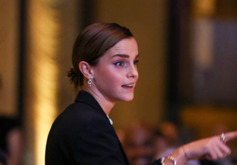 Emma Watson a condus cu viteză de patru ori în doi ani și a rămas fără permis. Hermione din "Harry Potter" n-are voie să mai urce la volan 6 luni