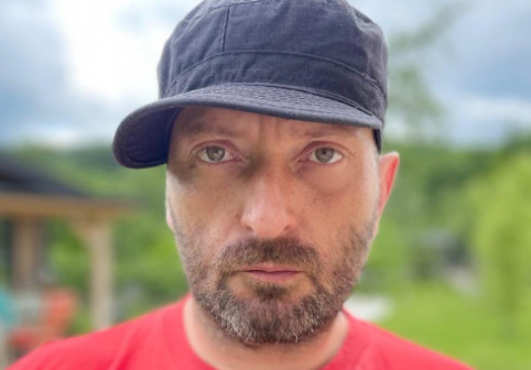Cheloo, prima reacție după incidentul din curtea Catedralei Mântuirii Neamului: "M-am dus să cumpăr o iconiță"