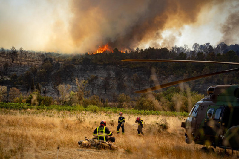 Cel mai amplu incendiu din Franţa din ultima jumătate de secol/ Profimedia