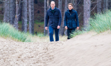 Kate Middleton și prințul William, un nou început într-o nouă casă. Se mută cu copiii într-o reședință cu 8 dormitoare