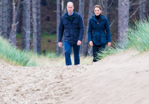 Kate Middleton și prințul William, un nou început într-o nouă casă. Se mută cu copiii într-o reședință cu 8 dormitoare