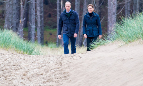 Kate Middleton și prințul William, un nou început într-o nouă casă. Se mută cu copiii într-o reședință cu 8 dormitoare