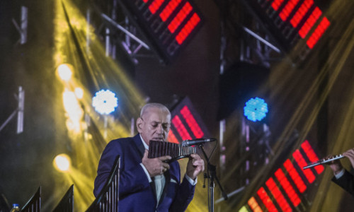 Cine este soția lui Gheorghe Zamfir, mai tânără cu 44 de ani decât artistul