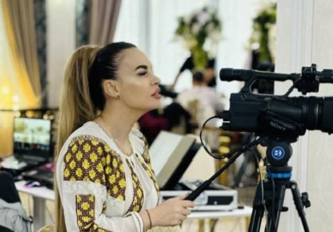 O solistă de muzică populară și soțul ei, acuzați că au furat dintr-un magazin. "Fiul meu m-a sunat plângând să mă întrebe dacă sunt la închisoare"