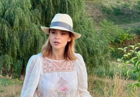 "Am căzut pe stradă. M-am gândit că aș avea ceva la inimă". Andreea Marin, despre episodul care a făcut-o să-și reevalueze modul de a trăi