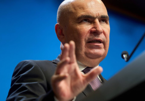 Ilie Bolojan și-a pus diplomele pe Facebook, după ce au existat confuzii privind anii de facultate: “Toate informațiile referitoare la parcursul meu educațional sunt clare”