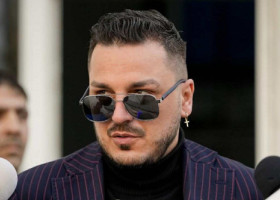 Makaveli, dus la Poliţie pentru audieri după ce a încercat să forțeze perimetrul de siguranţă din zona exploziei din București: „Nu mai mușamalizați morții!”