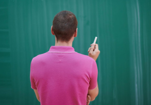 Problema de matematică care le-a dat bătăi de cap utilizatorilor de internet. Tu poți găsi răspunsul corect în 30 de secunde?