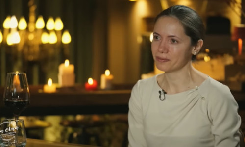 Mirabela Grădinaru, în lacrimi, în emisiunea „La Cină”, după ce a fost întrebată despre cel mai greu moment din viața ei: „Nu am putut să fac absolut nimic!”