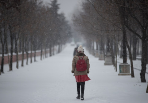 Ninsori la Bucureşti, sâmbătă noaptea. De duminică, vremea devine deosebit de rece