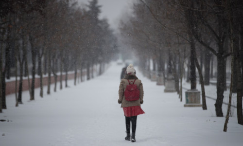 Ninsori la Bucureşti, sâmbătă noaptea. De duminică, vremea devine deosebit de rece