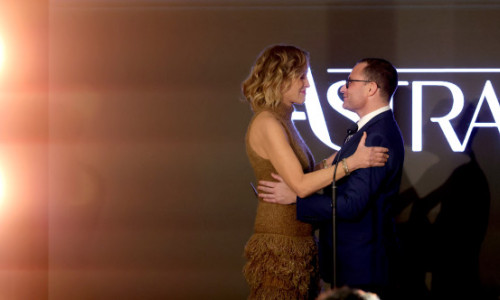 Inconfundabilă, seducătoare. Sharon Stone, impresionantă la 67 de ani. A făcut furori la gala Astra Film Awards 2026