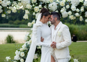 Pepe, tată a patra oară. Soția lui, Yasmine, e însărcinată și burtica e deja vizibilă. Diferență de 15 ani între ei, dragoste puternică