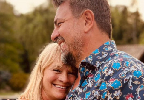 Horia Brenciu, topit după soția lui. A sărbătorit-o cu emoție și entuziasm: "Ea e Alice și cu ea mă simt ca în Țară Minunilor"