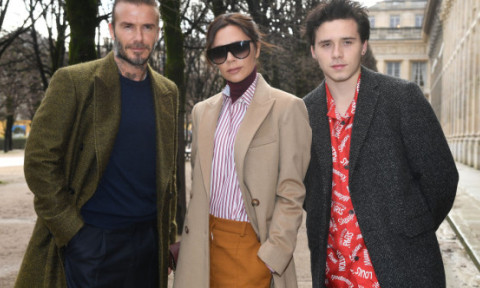 DJ-ul de la nunta lui Brooklyn Beckham vorbeşte despre dansul „ciudat” al Victoriei: Întreaga situaţie a fost foarte stânjenitoare pentru toţi cei prezenţi în sală