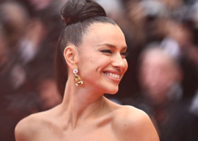 Irina Shayk, criticată dur de fani după un pictorial provocator: „De ce ai acceptat asta?” Cum s-a lăsat fotografiată