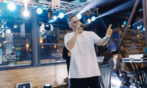 Cine este Satoshi, reprezentantul Republicii Moldova la Eurovision 2026. Piesa pe care o interpretează i-a cucerit pe toți: „Mie, ca român, mi-a venit să plâng!”