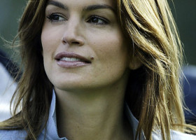 Cindy Crawford, la 60 de ani. Cum arată și cu ce se ocupă astăzi supermodelul anilor '90. Ea și soțul său au o avere impresionantă