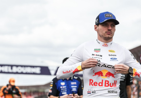 „E ca și cum aș juca Mario Kart". Verstappen, furios după abandonul din China