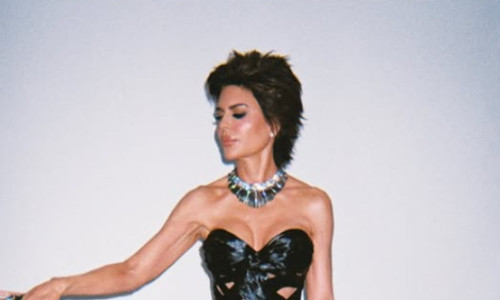 Rochia care a uimit Hollywoodul. O actriță și vedetă tv, într-o ținută făcută din 5 kg de păr uman: 