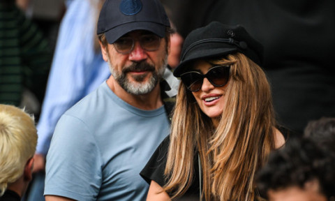Au trăit intens meciul. Penelope Cruz și Javier Bardem, în tribune pe Parc des Princes, la PSG – Lorient