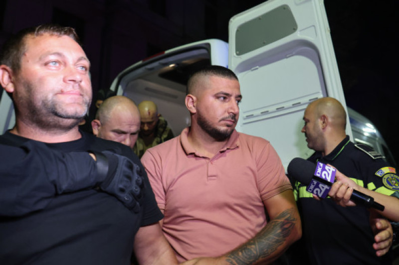 persoane reţinute după ce au provocat violenţe la protestul fermierilor din Piaţa Victoriei (2)