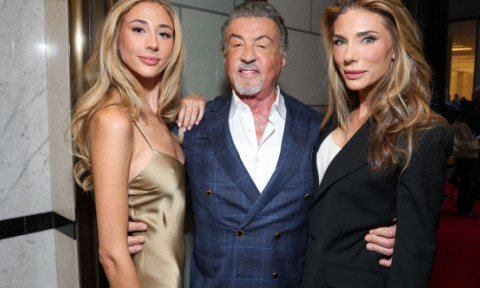 „Suntem părinți. Vrem ce e mai bun pentru copiii noștri.” Stallone, reacție după ce a fost criticat că și-a distribuit fiica în „Tulsa King”