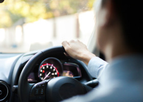 „Am un 3.0 și vreau acte de 2.0 să nu mai plătesc impozit!” Postarea de pe Reddit a stârnit un val de reacții: „Când vrei să fii diamant, dar nu vrei presiune!”