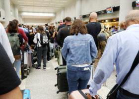 Criza kerosenului: la ce să ne așteptăm pe aeroporturi în această vară