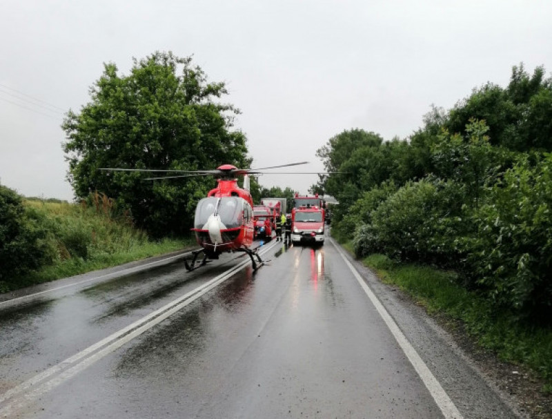 Accident cu două camioane în județul Arad