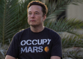 Lupta aprigă dusă de o româncă, bolnavă de cancer, cu Elon Musk: „Mi-aș dori să aibă decența să-și ceară scuze!”