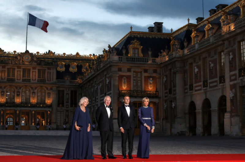 Dîner d'Etat au château de Versailles en l'honneur de la visite officielle du roi et de la reine d'Angleterre en France