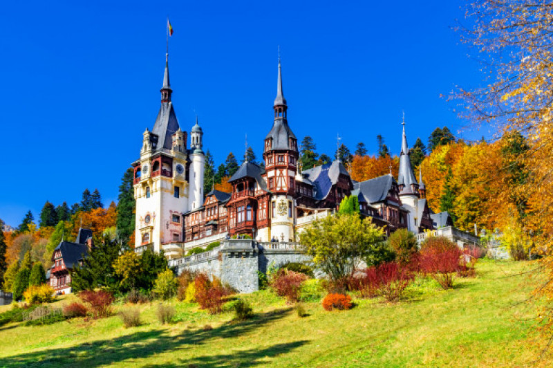 Peles,Castle,,Sinaia,,Prahova,County,,Romania:,Famous,Neo-renaissance,Castle,In