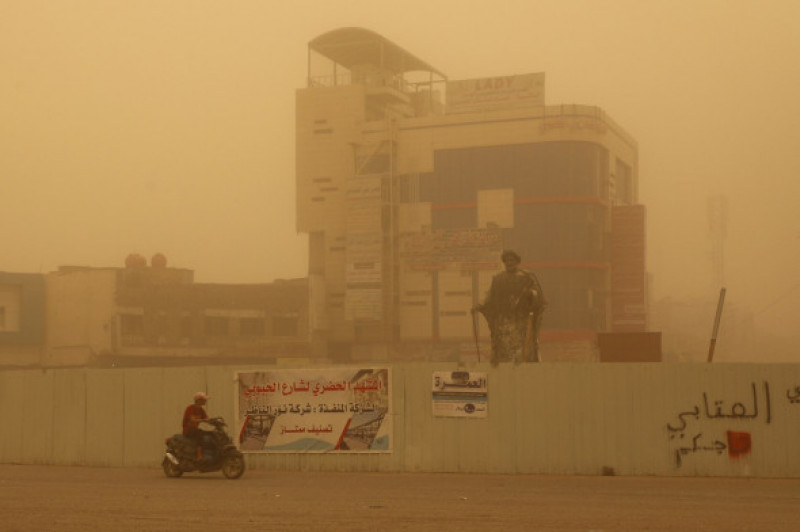 furtună de nisip in Irak